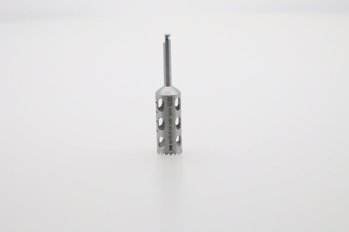 Trephine - Inside Ø 7.0 mm, Sheath 2.35 mm x 30 mm Lg, 17 Teeth Graduation 7/10/13/16 | Helmut Zepf No. 08.910.09