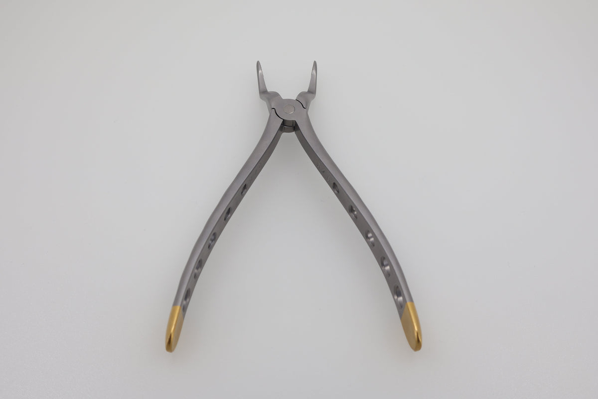 Helmut Zepf 12.051.15ZD #51Sb upper jaw root tip extraction forceps - open beaks view