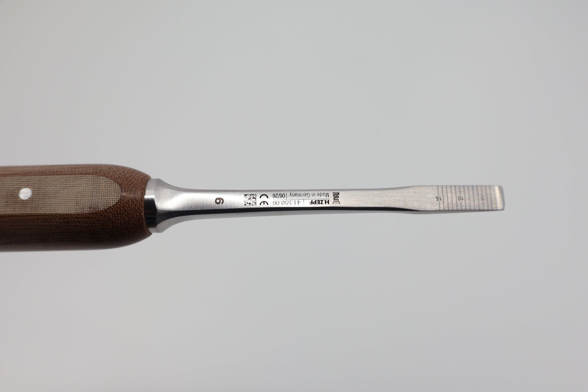 Lexer Mini Osteotome 41.550.06 with wooden handle, full view
