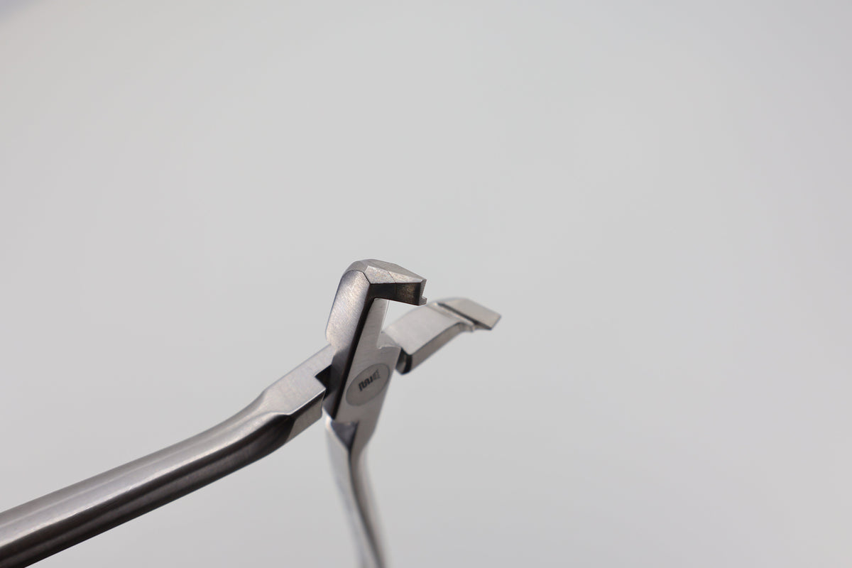 Distal end cutter 33.750.01, angled view