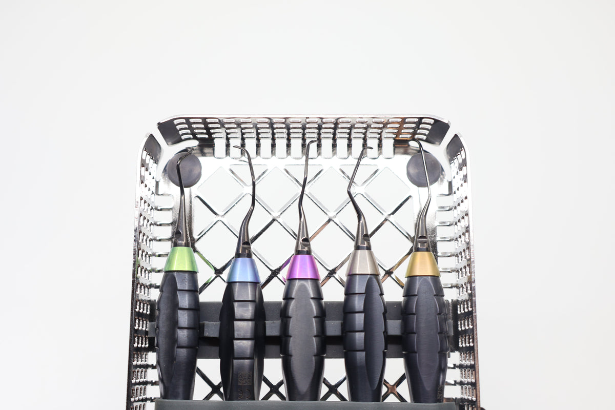 ZEPF Washtray 1/3 with instrument retainer holding Z-SHAPE instruments - close-up