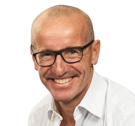 Dr. Otto Zuhr smiling portrait - renowned periodontology specialist and implant dentistry expert based in Munich Germany