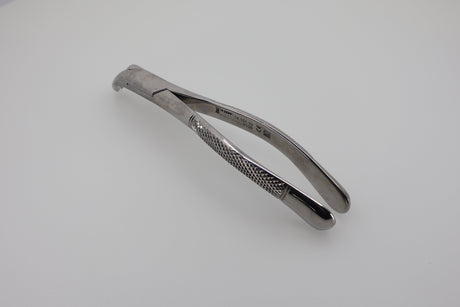 Helmut Zepf 14.151.10 extraction forceps #151-AB American Pattern lower teeth - full view