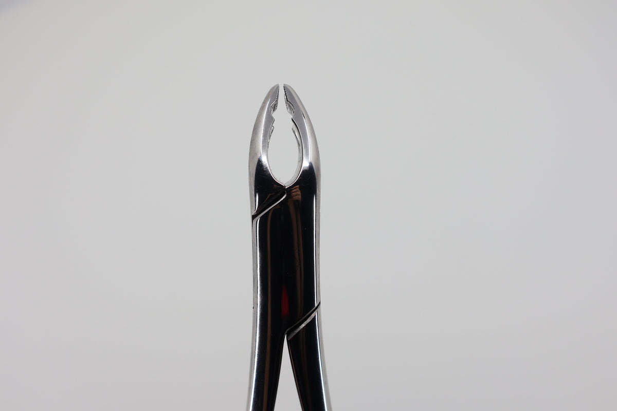 Helmut Zepf 14.150.10 Cryer #150-AB extraction forceps - beaks front view