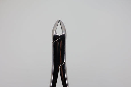 Helmut Zepf 14.150.00 Cryer #150 extraction forceps - beaks front view