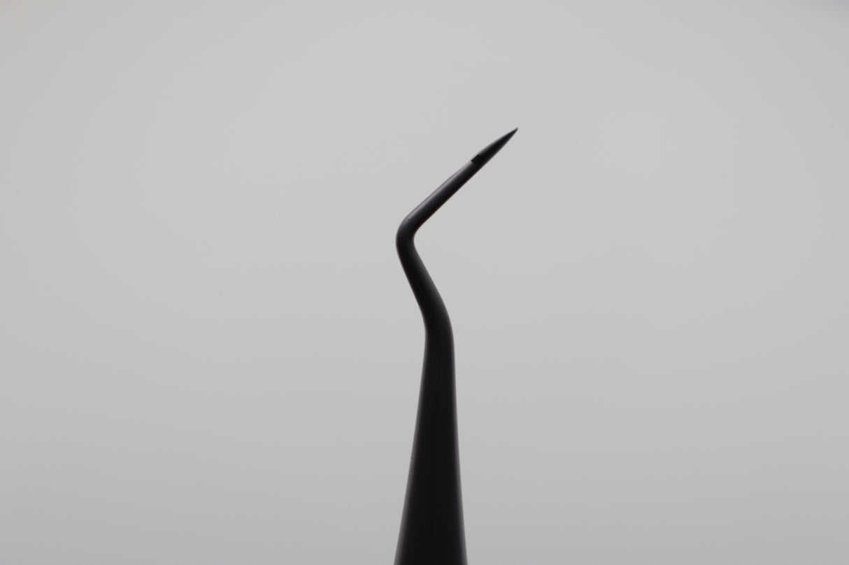 Helmut Zepf 17.068.10 angled root tip pick elevator - working tip close-up