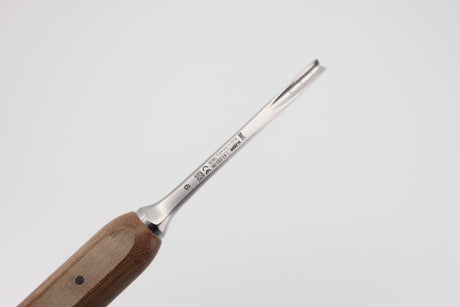 Lexer Mini Gouge 41.552.06, angled tip view