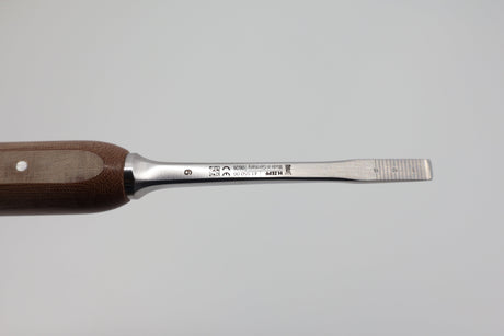 Lexer Mini Osteotome 41.550.06 with wooden handle, full view