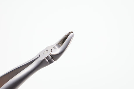 Pediatric extraction forceps #7 Roba diamond coated 10.685.07ZD, beak detail
