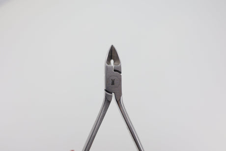 Pin and ligature cutter 33.760.03, front view