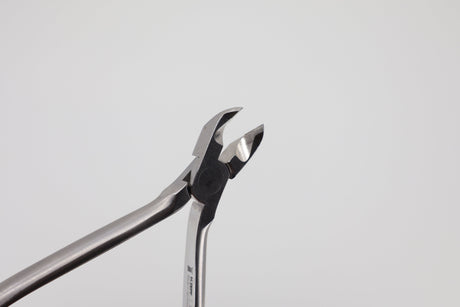 Pin and ligature cutter 45° 33.760.20, angled view