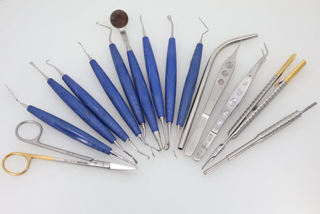 All instruments of the ZEPF ECO Implatool Set 24.961.05 fanned out, cobalt-blue bIONIK QuickFix handles