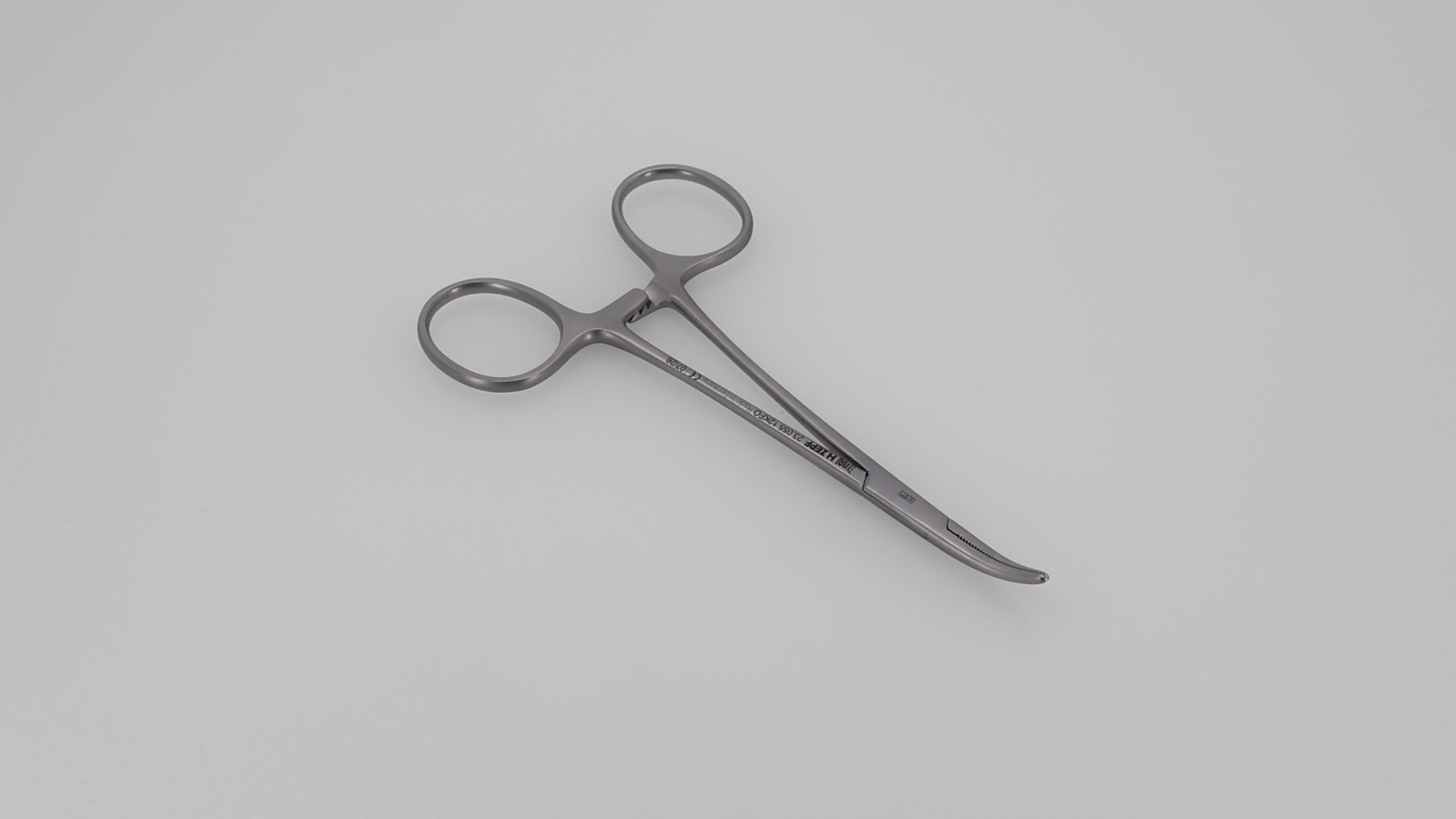 Mosquito hemostatic forceps 23.055.12KFO video
